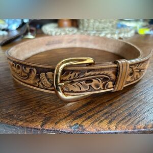 Chambers Belt Co Tooled Brown Leather Belt 28 Acorns Leaves “SUSAN”